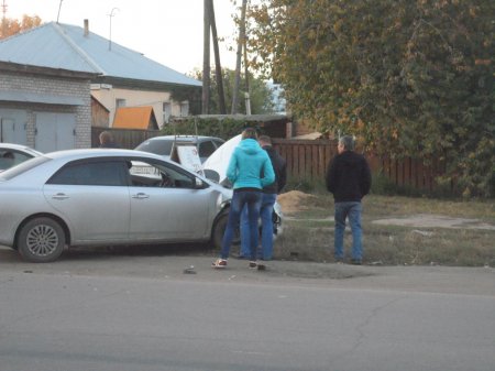 Авария в Рубцовске, на пересечении улиц Тихвинская - Бийская