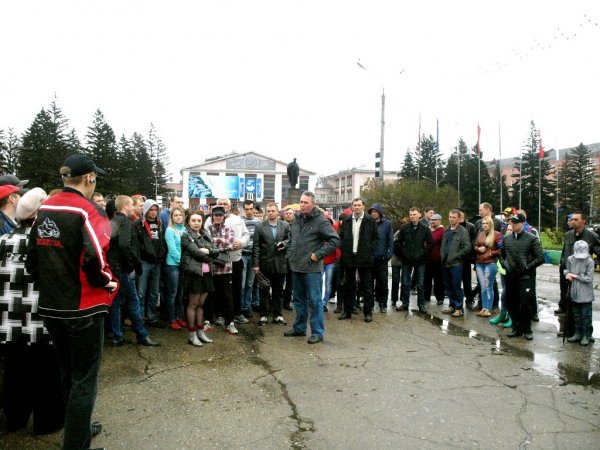 Глава администрации Рубцовска ответил на вопросы протестующих