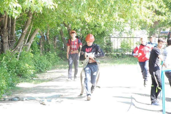 В Рубцовске на базе "Гимназии №3" состоялись соревнования по пожарной безопасности
