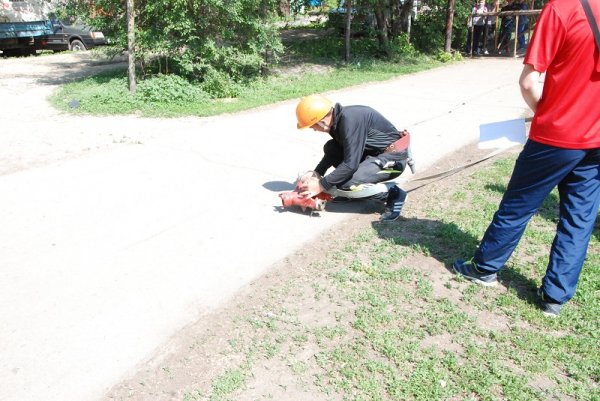 В Рубцовске на базе "Гимназии №3" состоялись соревнования по пожарной безопасности