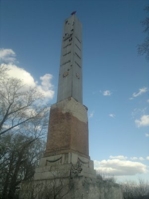 В Егорьевском районе памятник Воинам-освободителям явно не удостоен внимания местных чиновников