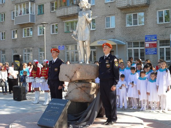 В Рубцовске состоялось торжественное открытие сквера «Непокоренные»