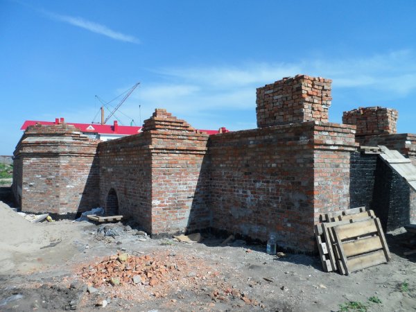 В Рубцовске продолжено строительство православного храма Всех Святых