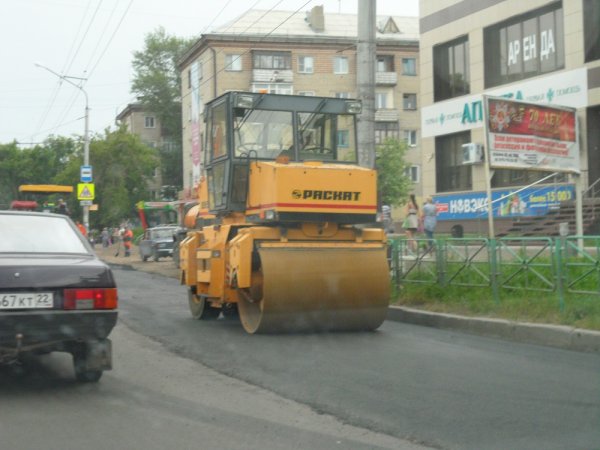 В Рубцовске продолжается ремонт проблемных участков дорог