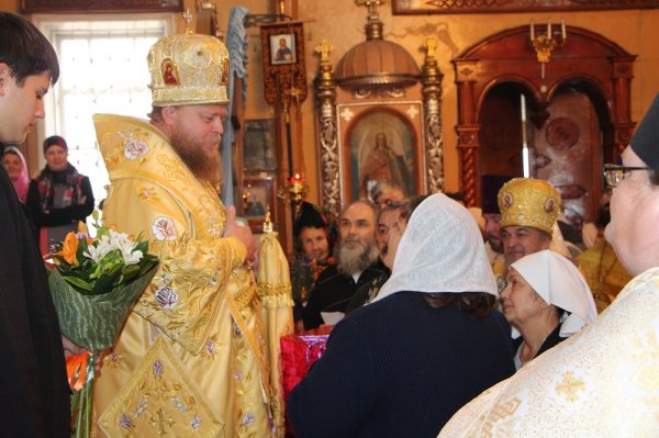 В Михайло-Архангельской Церкви Рубцовска состоялась Литургия при участии 30-ти священников