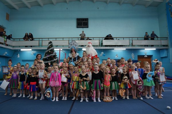 В Рубцовске состоялся традиционный турнир по художественной гимнастике «На призы Деда Мороза»