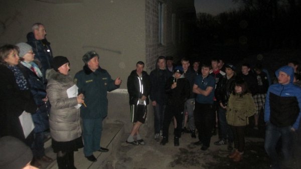Из общежития Рубцовского Аграрно-промышленного техникума эвакуировали 57 студентов
