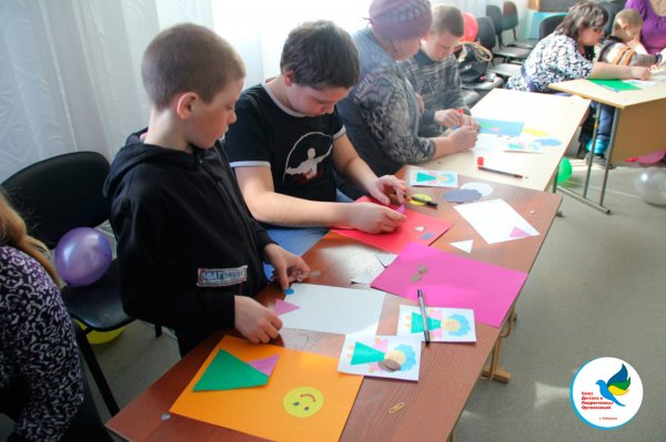 В Рубцовске прошел форум  «Радуга радости» для детей с ограниченными возможностями