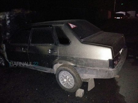 В Алтайском крае из-за возгорания автомобиля погиб мужчина