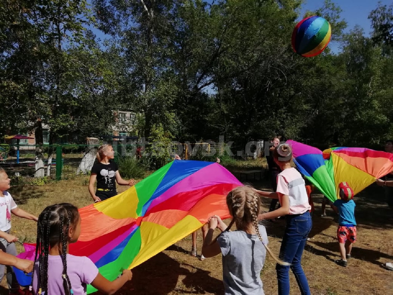Девять летних детских площадок работают в Рубцовске