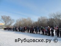300 человек приняло участие в соревнованиях на лыжах «День снега» в Рубцовске