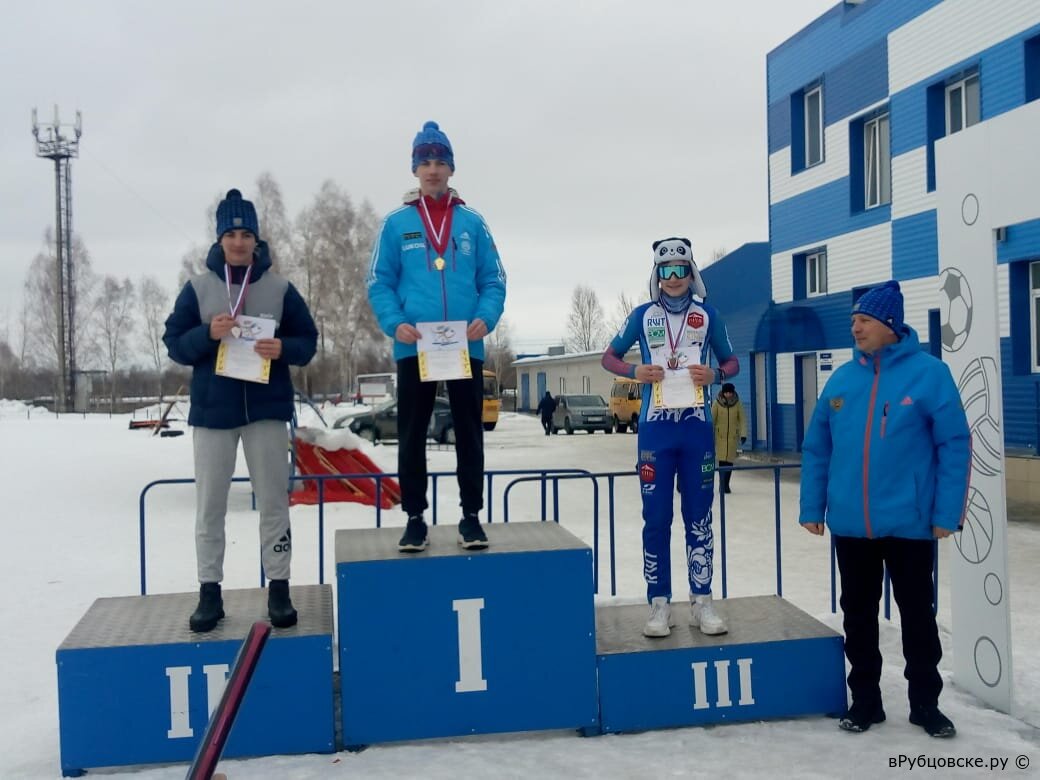 Рубцовчане - участники лыжных стартов XLII краевой спартакиады спортшкол